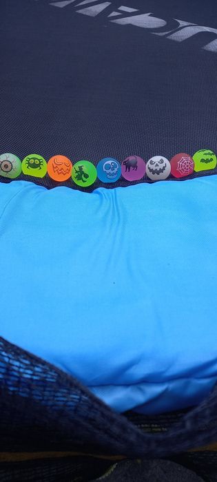 Подскачащи светещи топчета хелоуин коледа