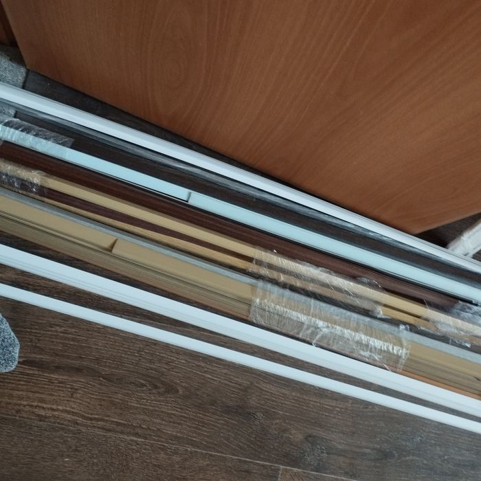 Уголки пластиковые.