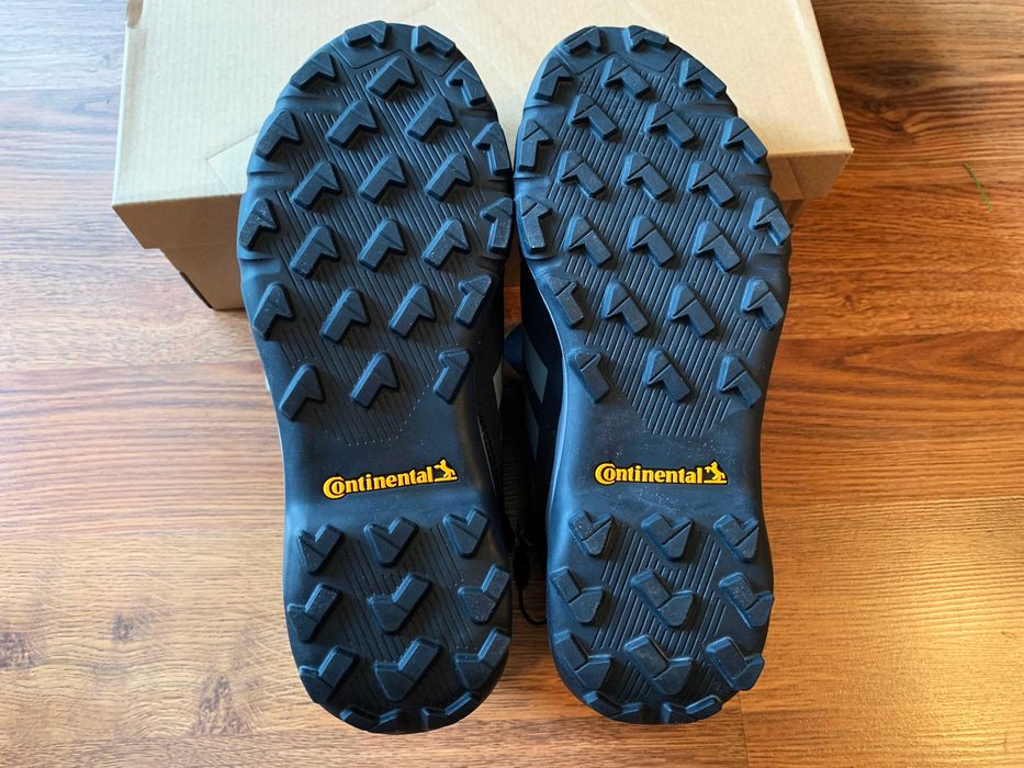 Ghete ADIDAS TERREX MID GTX K_Membrana GORETEX_Noi_Marime 39 / 24 cm