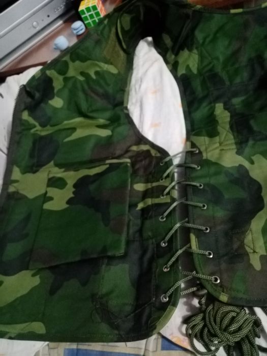 Прадаю жилет разгрузачный