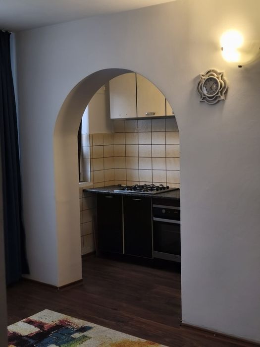 Apartament cu 3 camere, Podul Roș, Aleea Rozelor