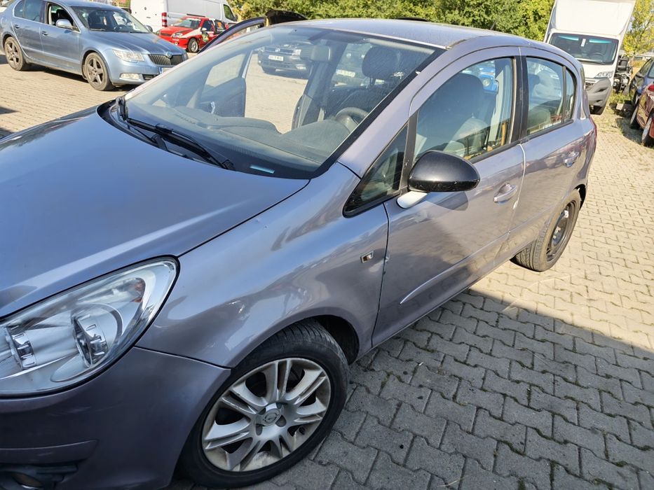 Vând Opel CORSA D 2007 1,3 tdi