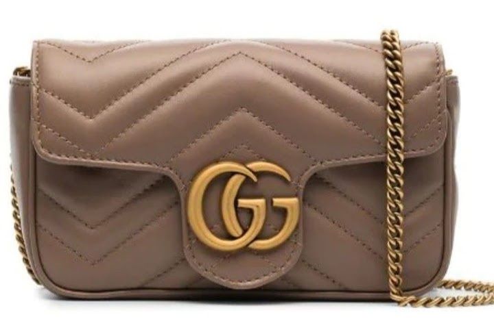 Geanta damă super model, logo metalic auriu mat,saculet, etichetă