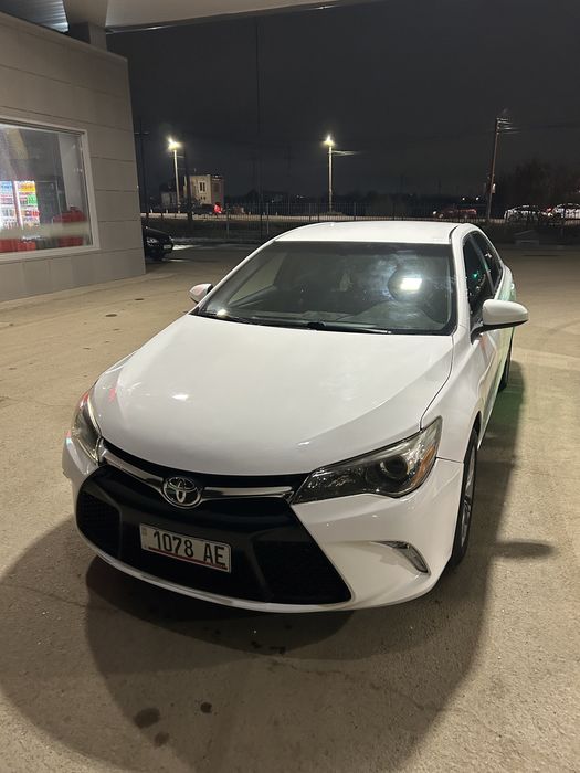 Toyota Camry 2016