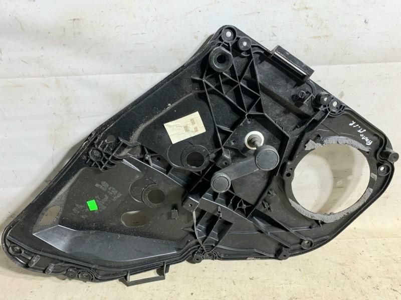 Macara geam manual stanga spate Ford Fiesta 7 MK7 8A61-A045H23-AG Hatc
