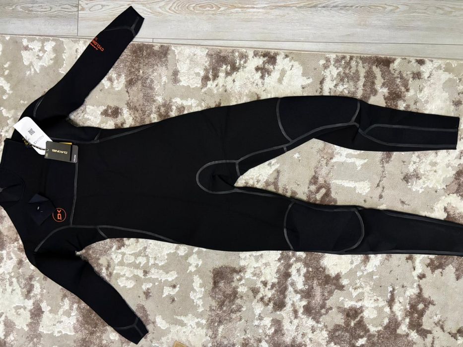 Vand costum scafandru
