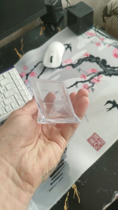 Подставка для визиток, визитница.