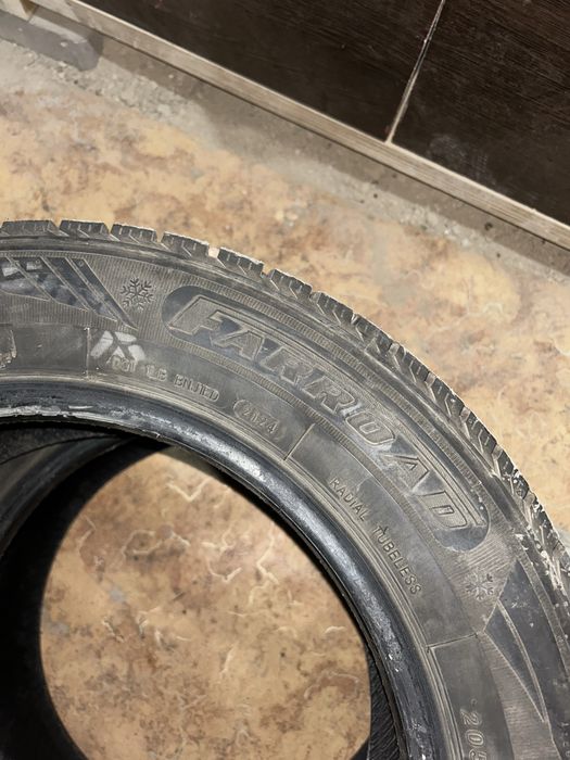 Зимние 2 шины 205/60R16