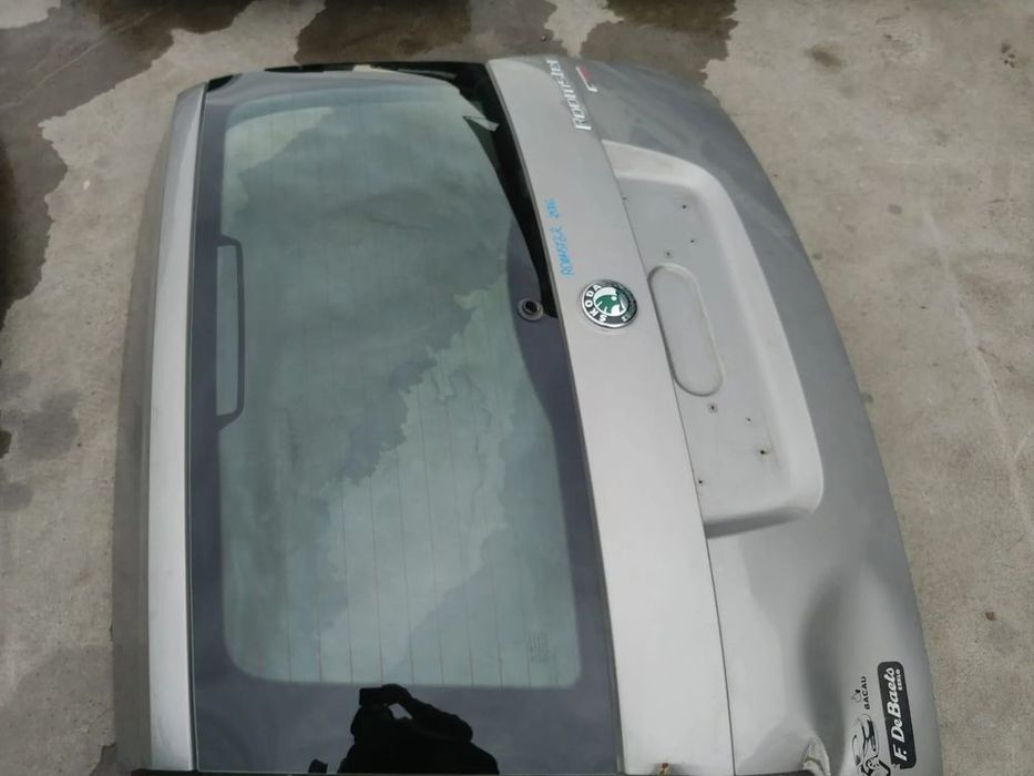 luneta  skoda roomster 5j 2006