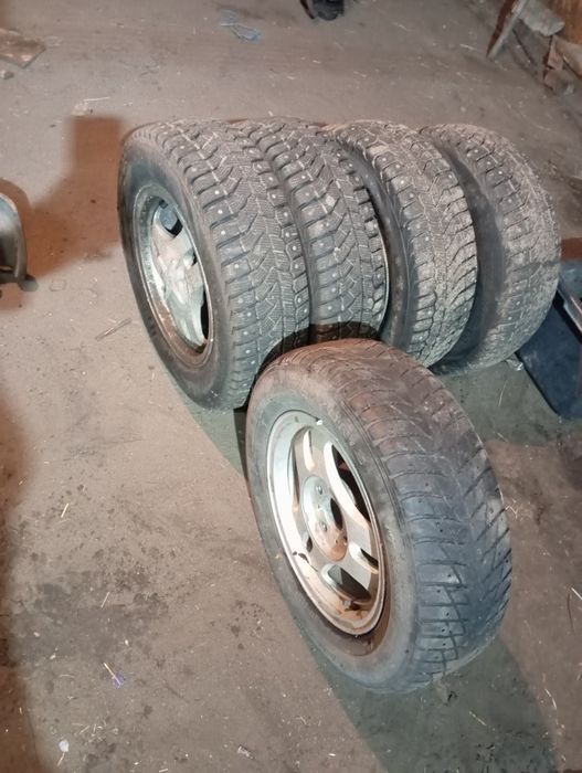 Продам колеса с дисками