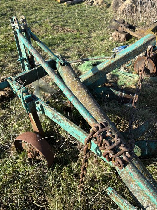 Plug Romanesc 3 brazde