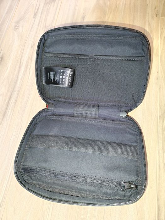 OnePlus travel pouch