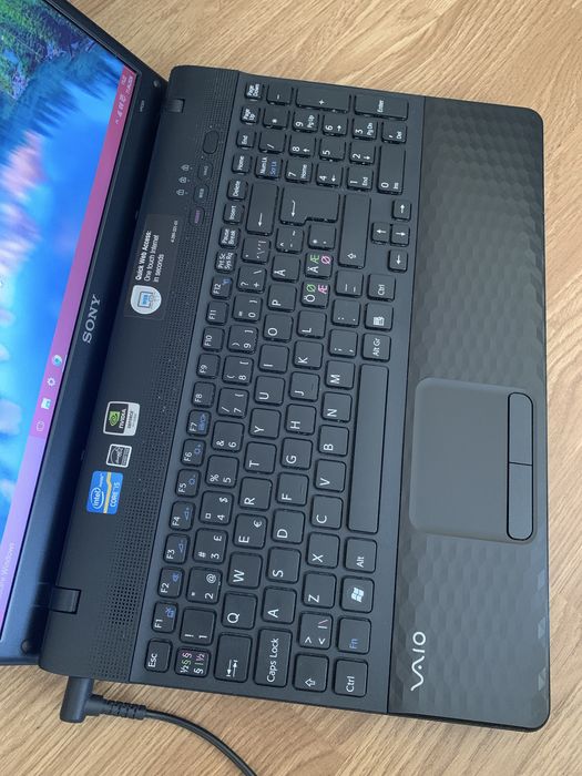 sony vaio i5 second hand si noi de vanzare • Anunturi • OLX.ro