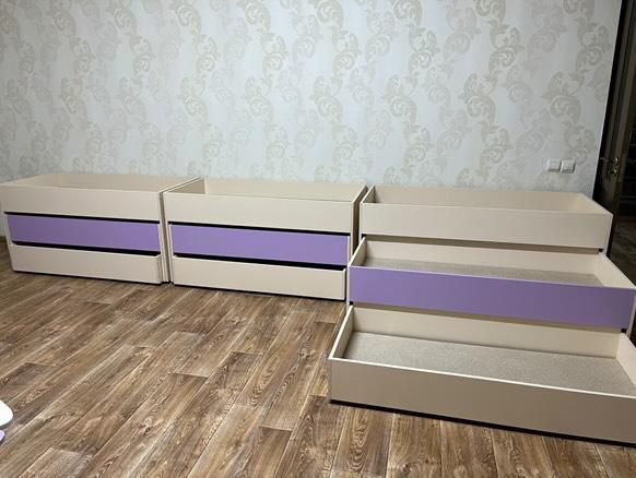 Продается трех ярусная кровать срочно
