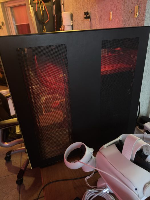 Геймърски компютър rtx 3090 ryzen 7 5700x3d