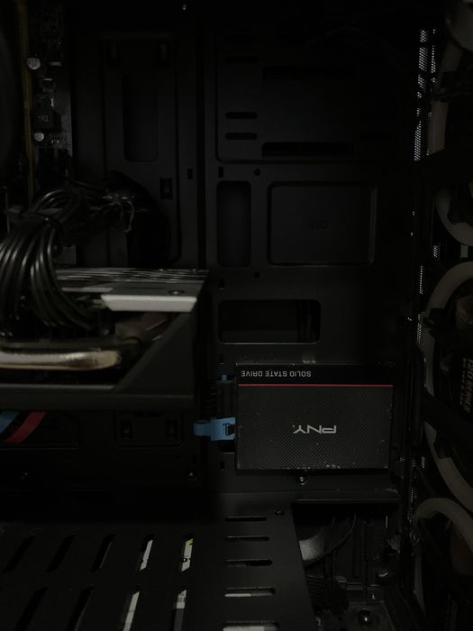 Геймърски компютър i7-4770 / RX 580 8GB / 480GB SSD / Gold PSU+Монитор