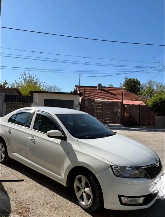 Skoda rapid 2013