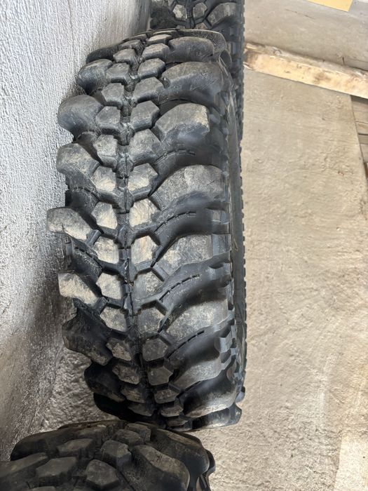 Гуми Silverstone 33/10.5/15 с джанти Mangels за Toyota, Nissan, Mitsubishi 15”6х139.7 ET-44