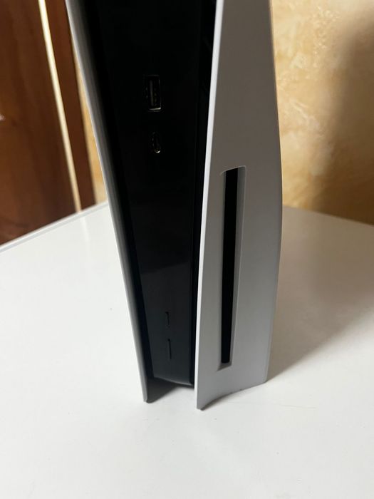 PlayStation 5 +2 джойстика