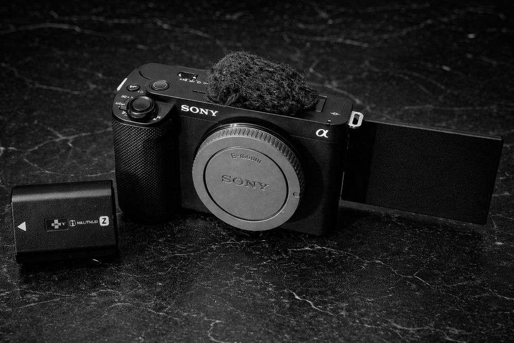 Sony ZV-E1 тяло, гаранция към Photosynthesis