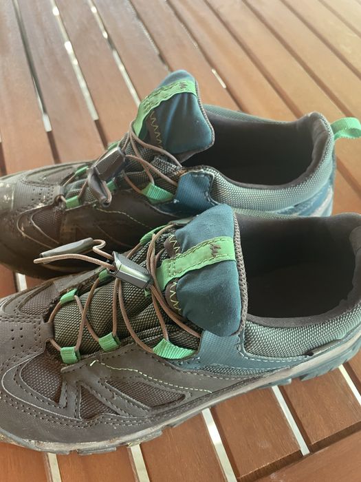 Туристически обувки