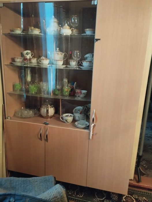 Сервант для гостиной.