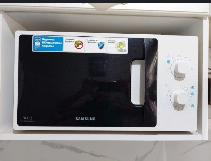 Микроволновые печи разных моделей