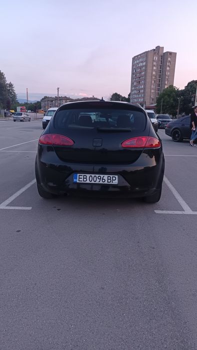 ПРОДАВА СЕ  Сеат ЛЕОН 1.6 бензин 105к.с.