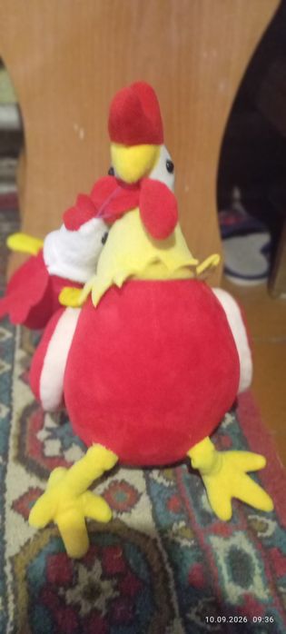 Игрушка курица и цыплёнок