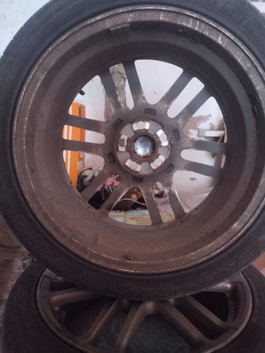 Колесо титановый диска с покрышками