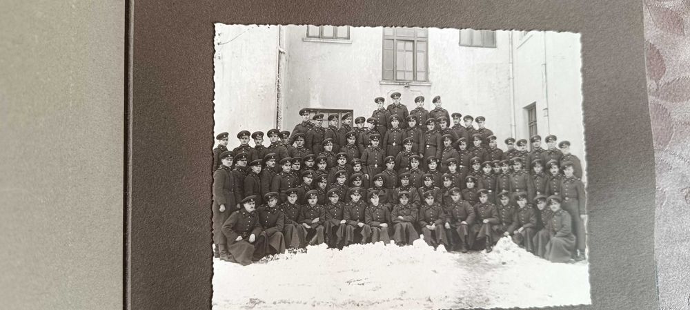 Стар албум военнен