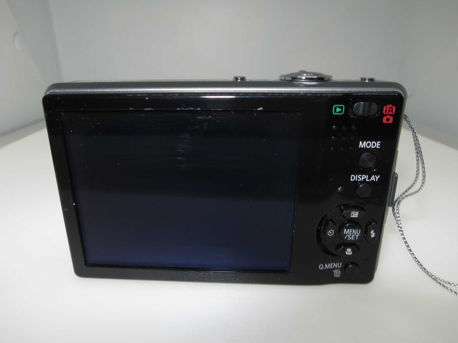 Panasonic Lumix DMC-FX550 компактен фотоапарат Leica камера оптика