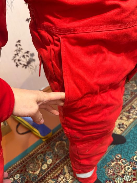 Продам спецовку для работы