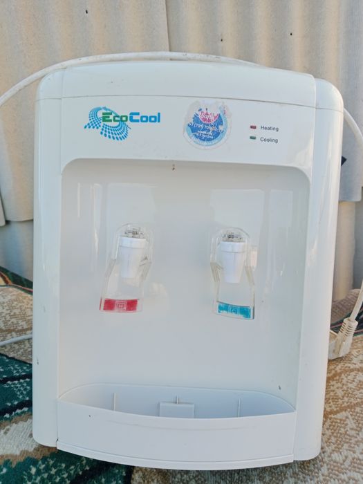 Кулер для воды 7000