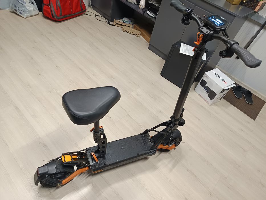 Amanet ozana vinde trotineta electrica kukirin  g2 pro