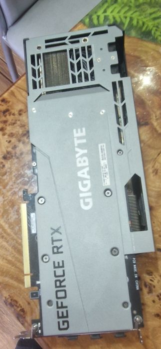 Продаю 3080Ti GIGABYTE