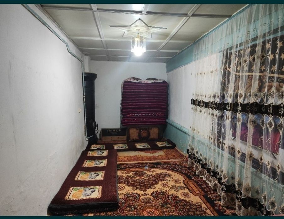 UY SOTILADI / Продаётся Участок
6 соток 
7 - хона + oshxona