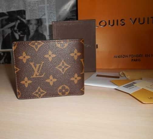 În stoc Portofel pentru bărbați Louis Vuitton  090