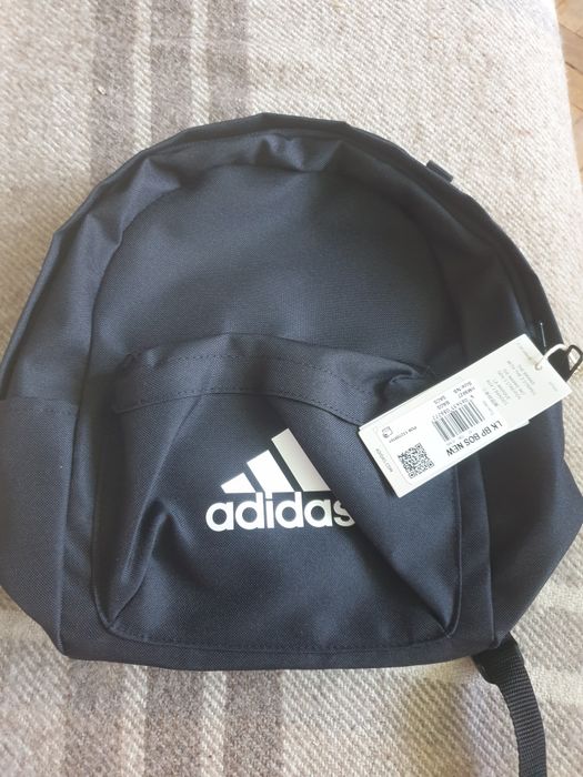 Адидас раница за деца