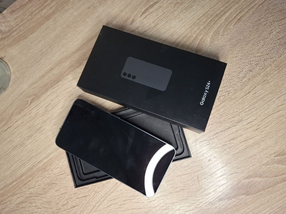 Samsung Galaxy s24 + 256