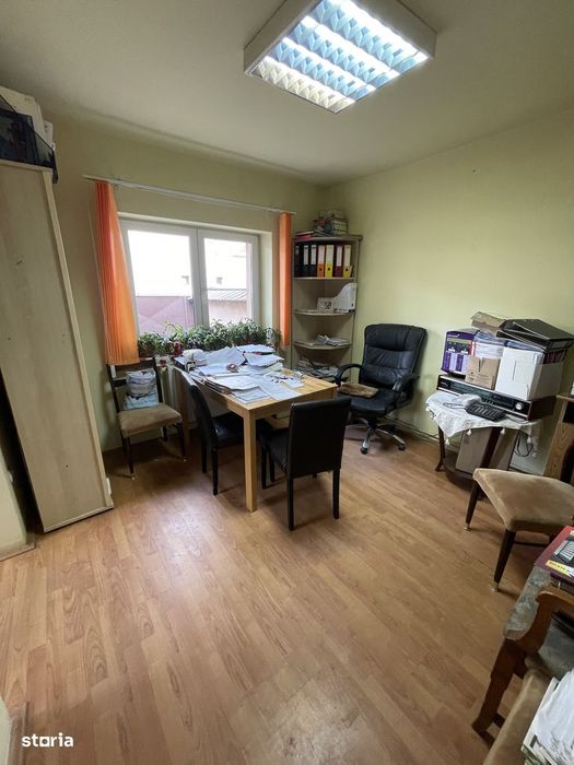 Casă de vânzare  în apropierea Pieței de Rusi