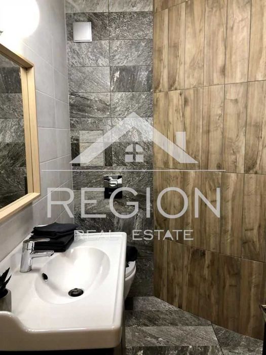 Дава се под наем Тристаен апартамент в Варна, Операта - 100 кв.м за 1000 € - Снимка #8