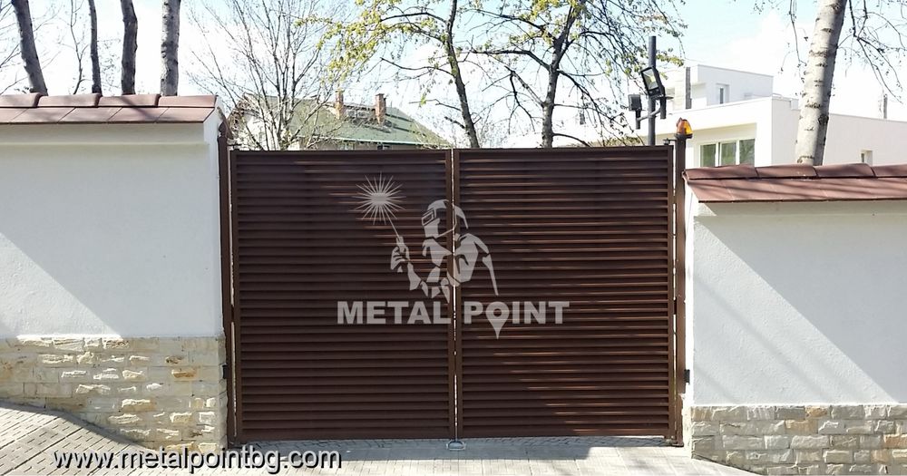 Метални порти и огради