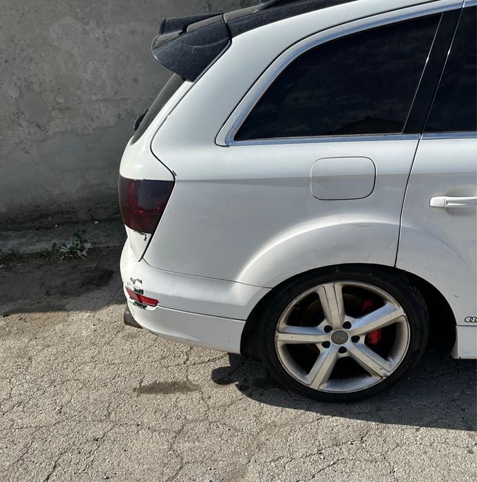 На части Audi Q7 4L 3.0tdi 2007г Bug на въздух теглич Sline