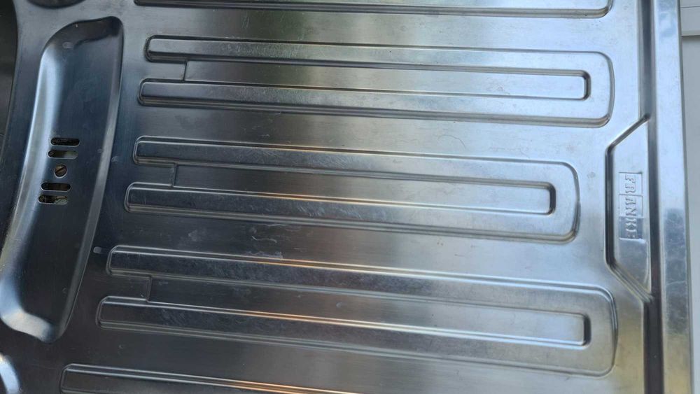 Кухненска мивка за вграждане - инокс. Чисто нова. 100х50х24см