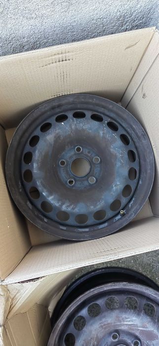 Железни джанти 15ки от wv passat b6