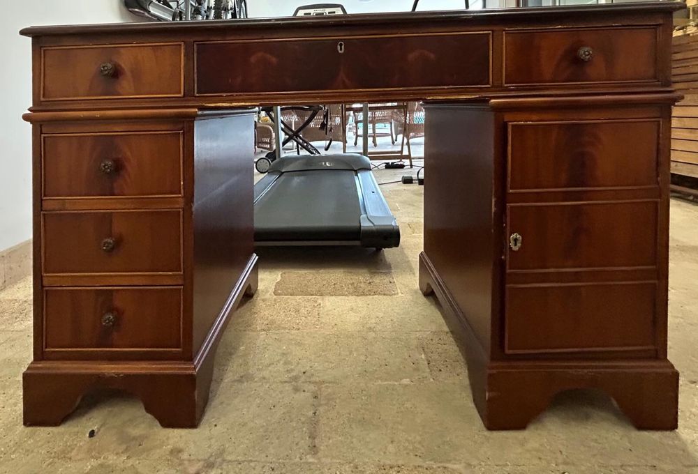 Birou Lemn Masiv cu Piele