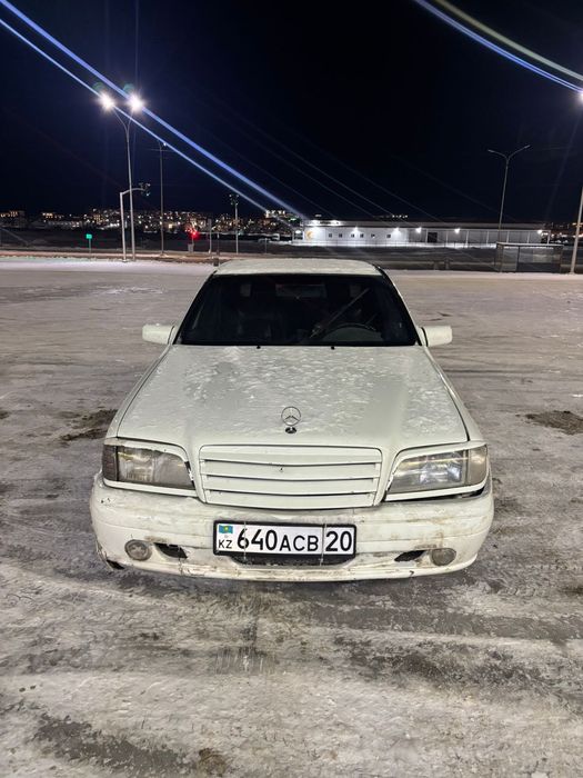 Мерседес с200 год 1994