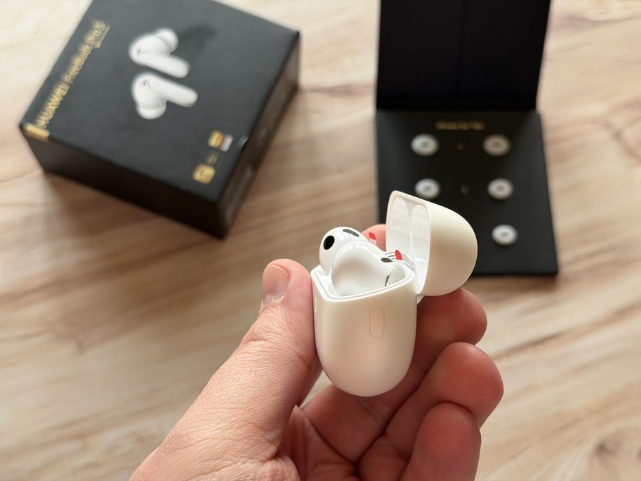 Huawei Freebuds 5 Pro NOI garantie si factura 2 ani