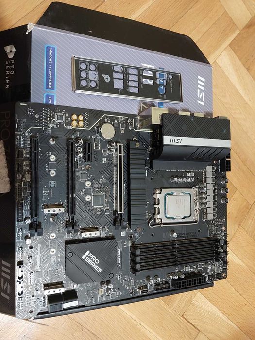 Intel Core i5 13600KF + MSI Pro Z690-A DDR5
